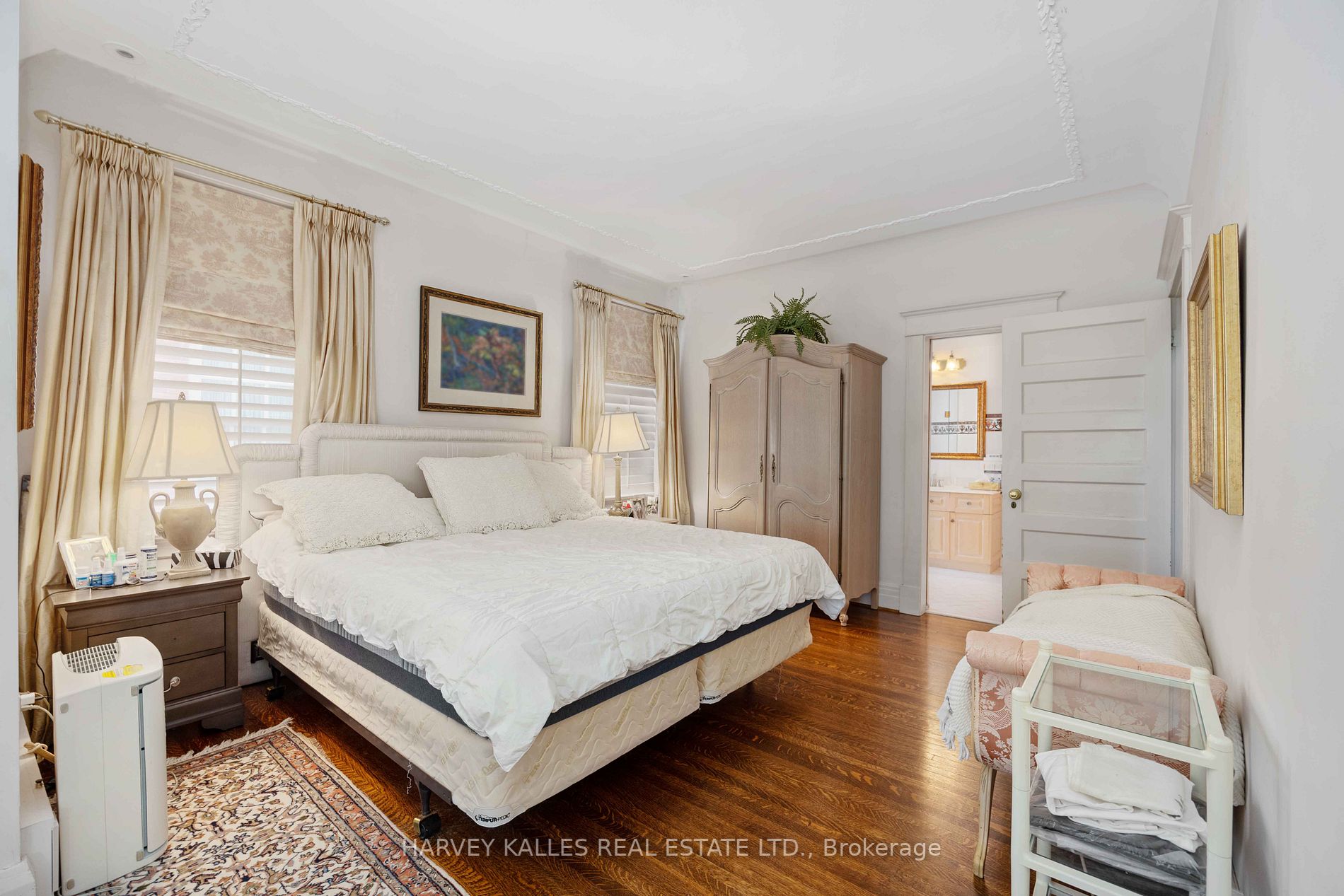 73 Dunvegan Rd