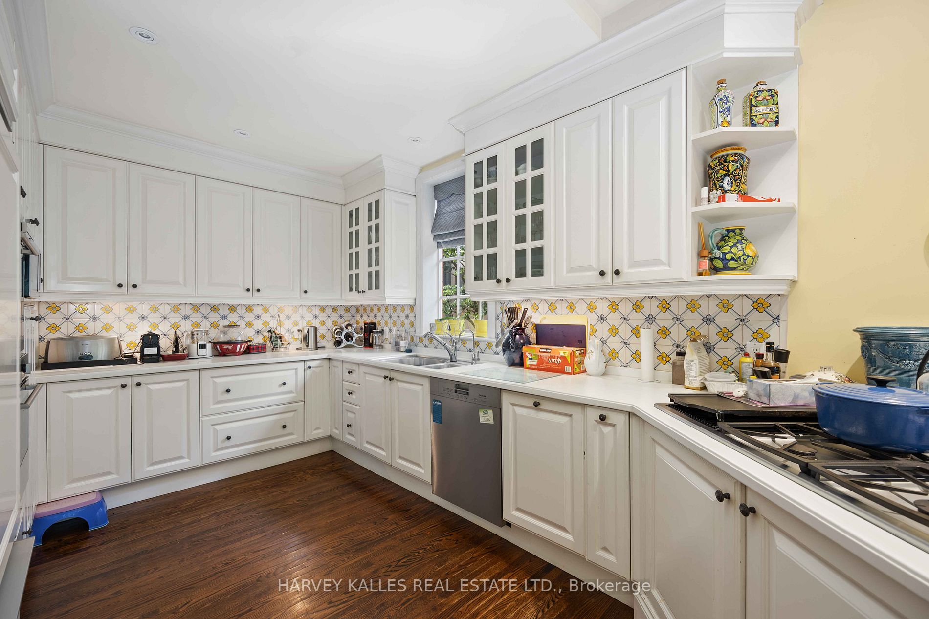 73 Dunvegan Rd