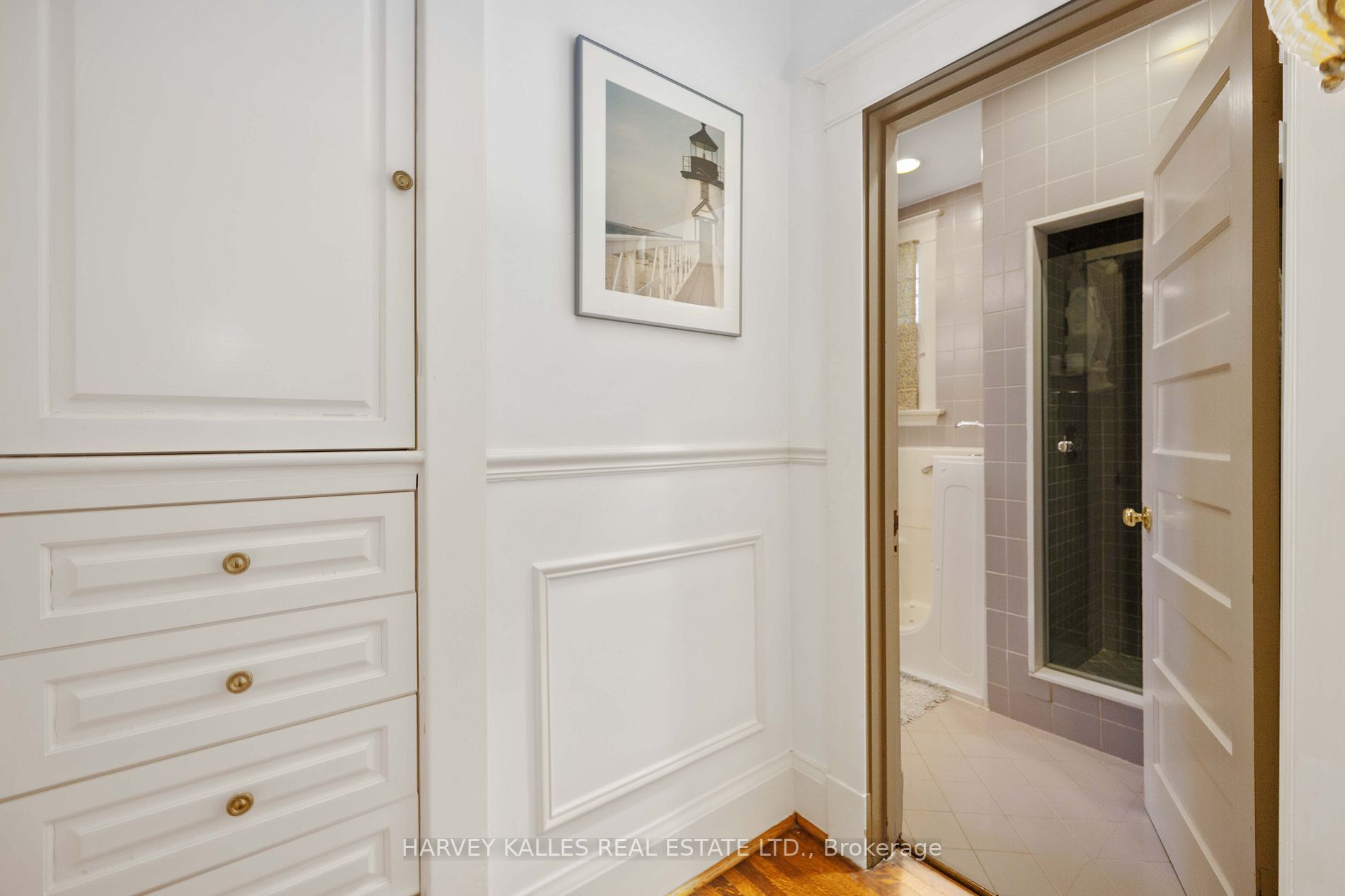 73 Dunvegan Rd
