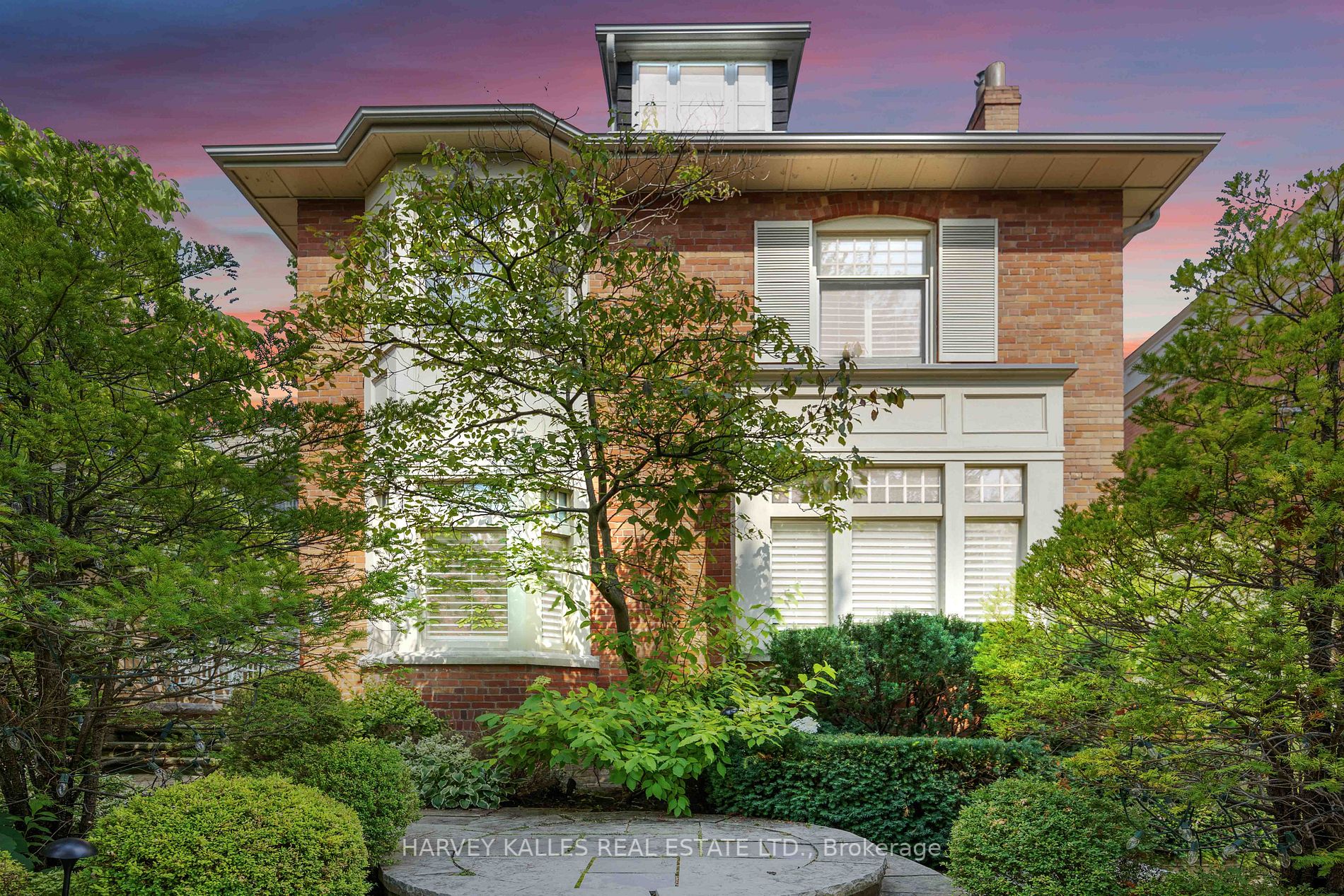 73 Dunvegan Rd