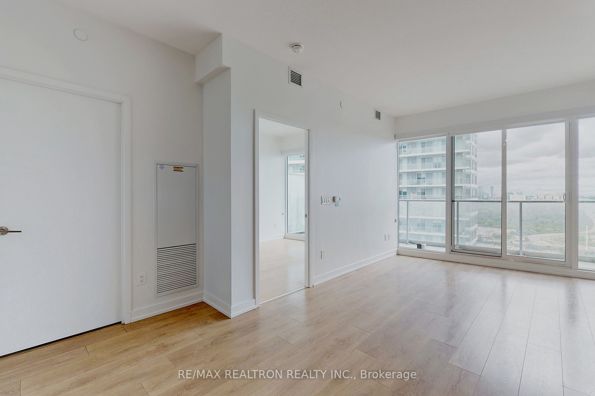 115 Mcmahon Dr, #2609