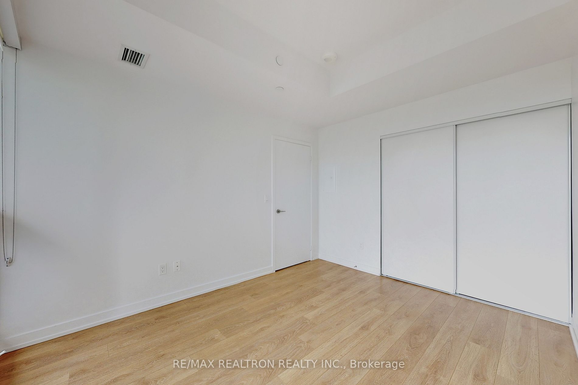 115 Mcmahon Dr, #2609