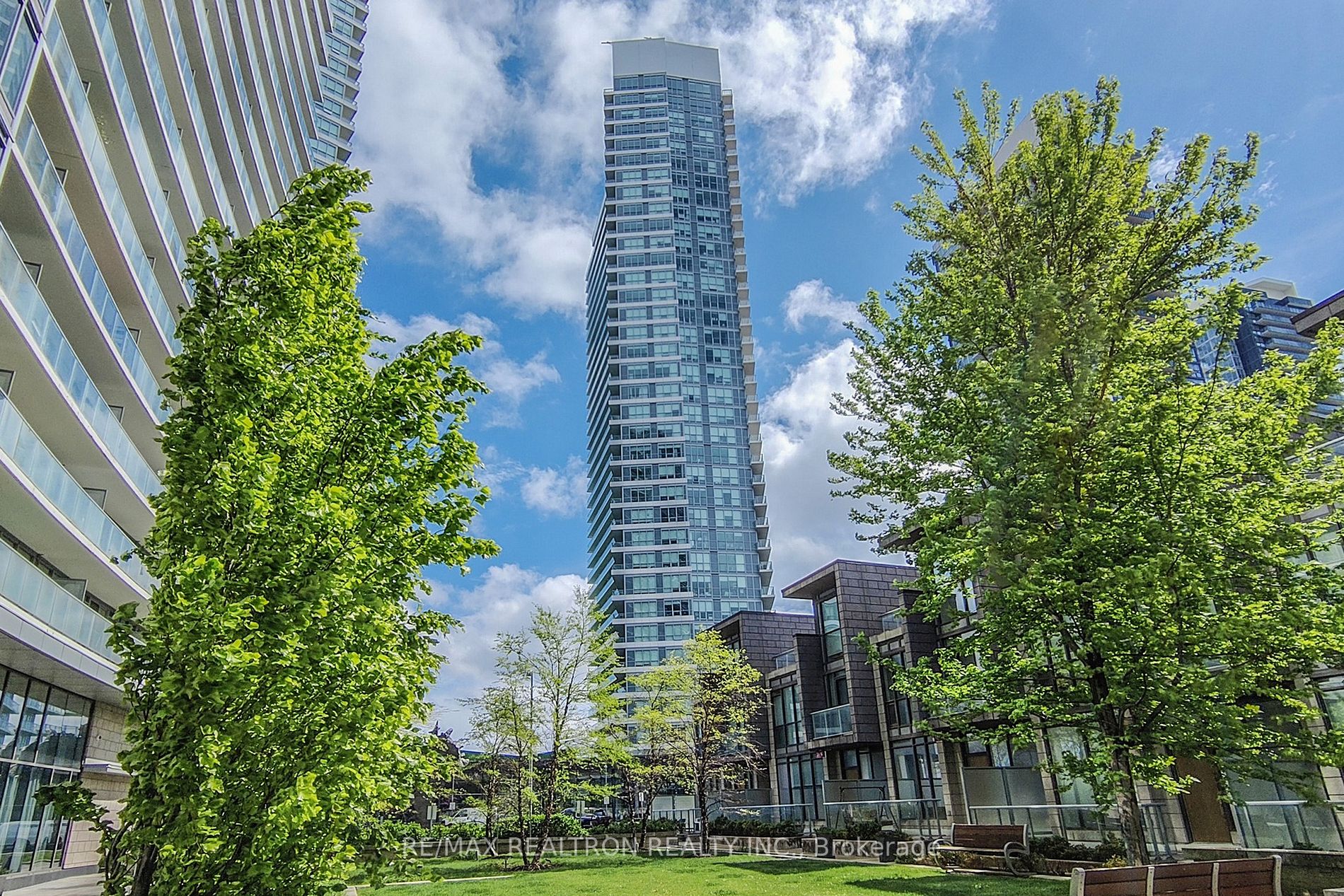 115 Mcmahon Dr, #2609