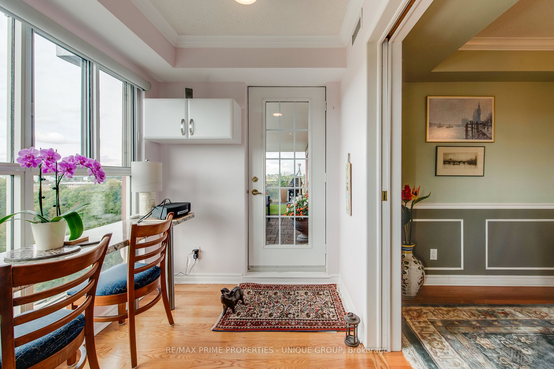 18 Concorde Pl, #627
