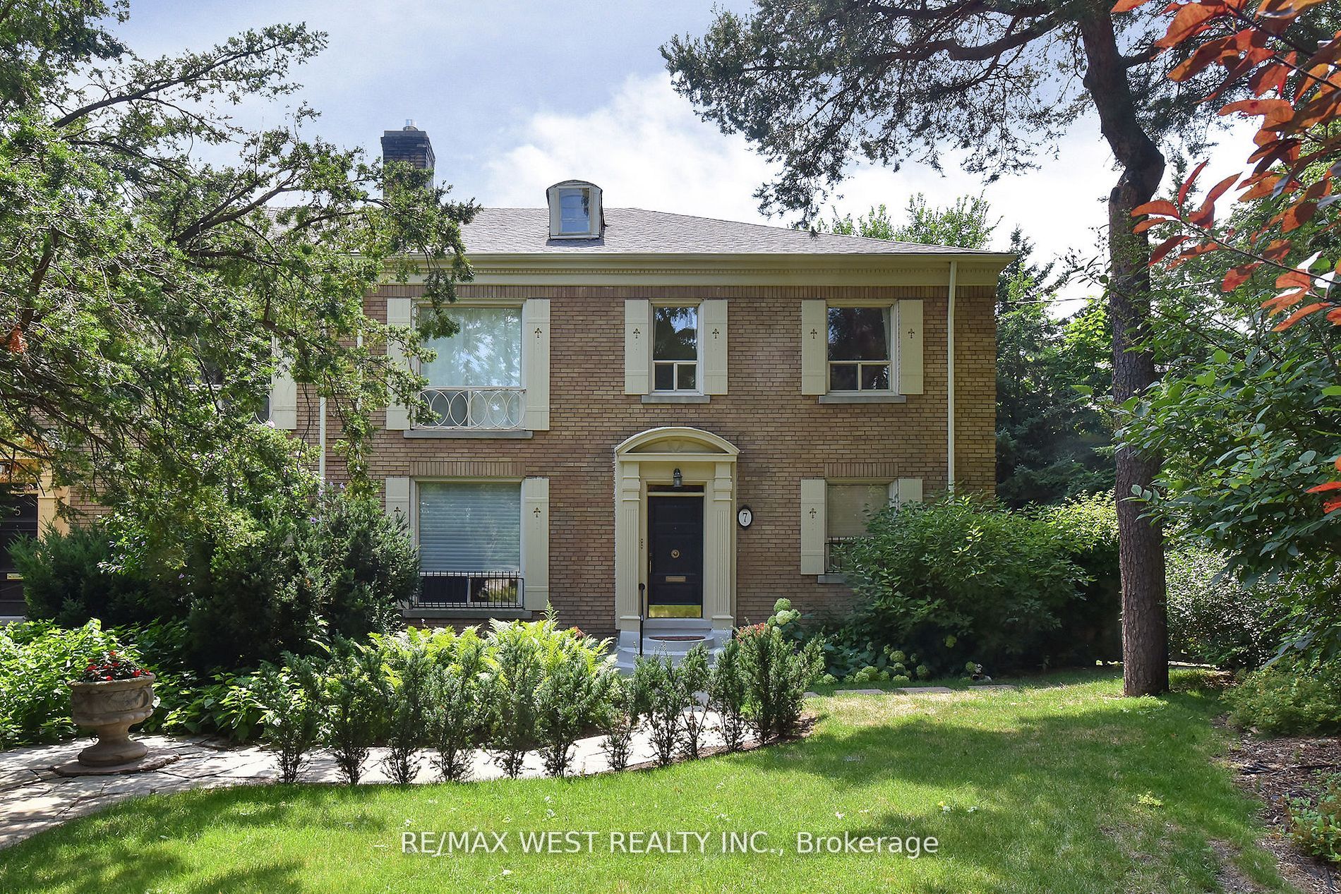 7 Otter Cres, #2nd Flr