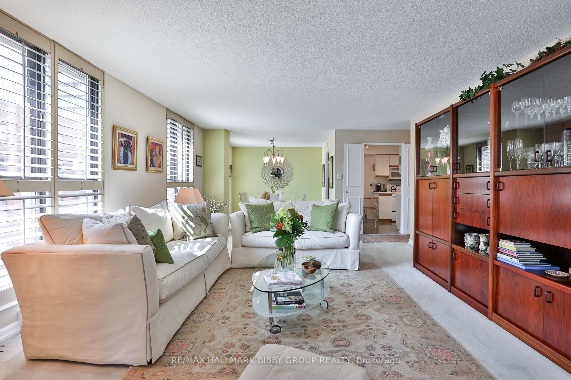 35 Church St, #703