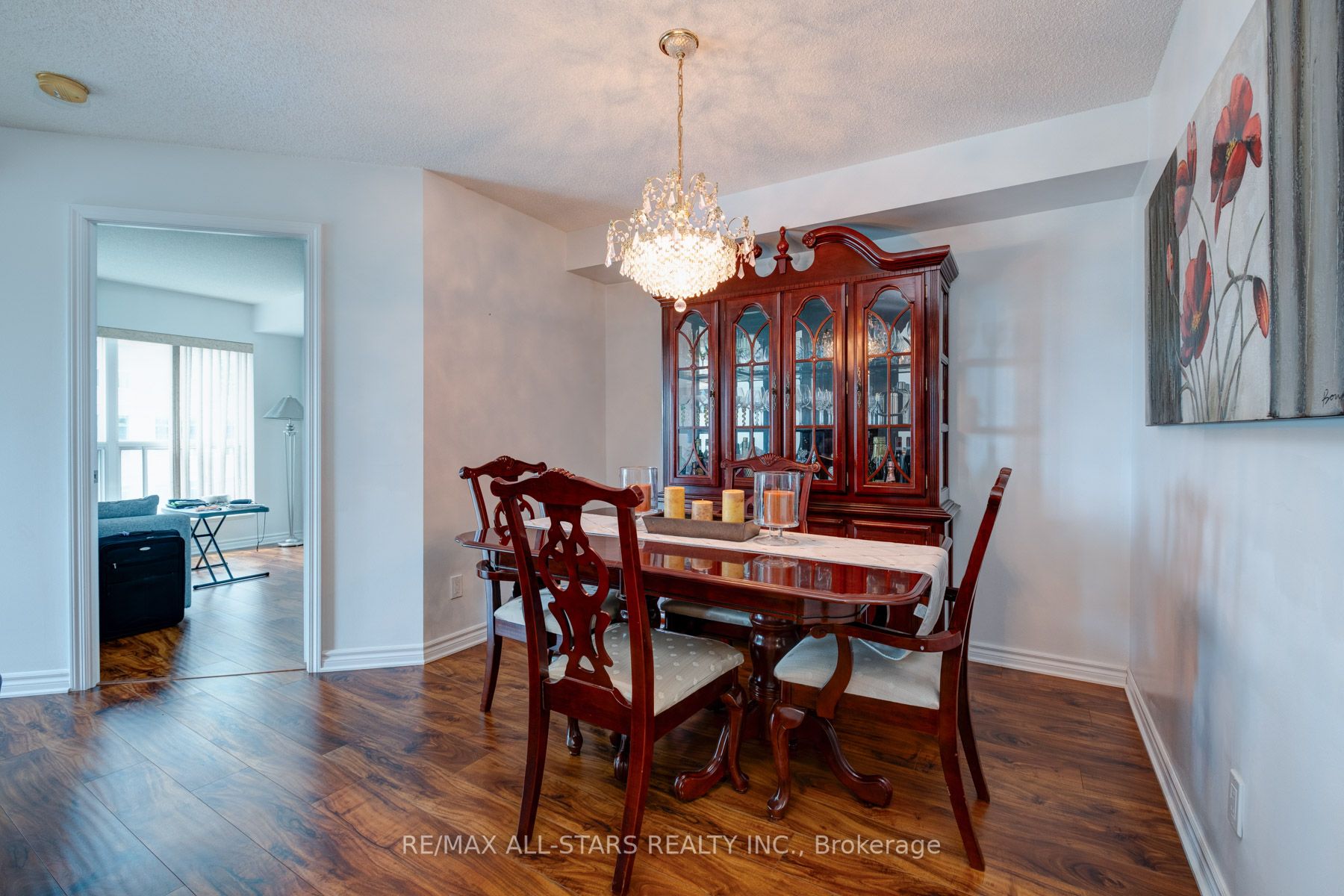 600 Queens Quay West, #815