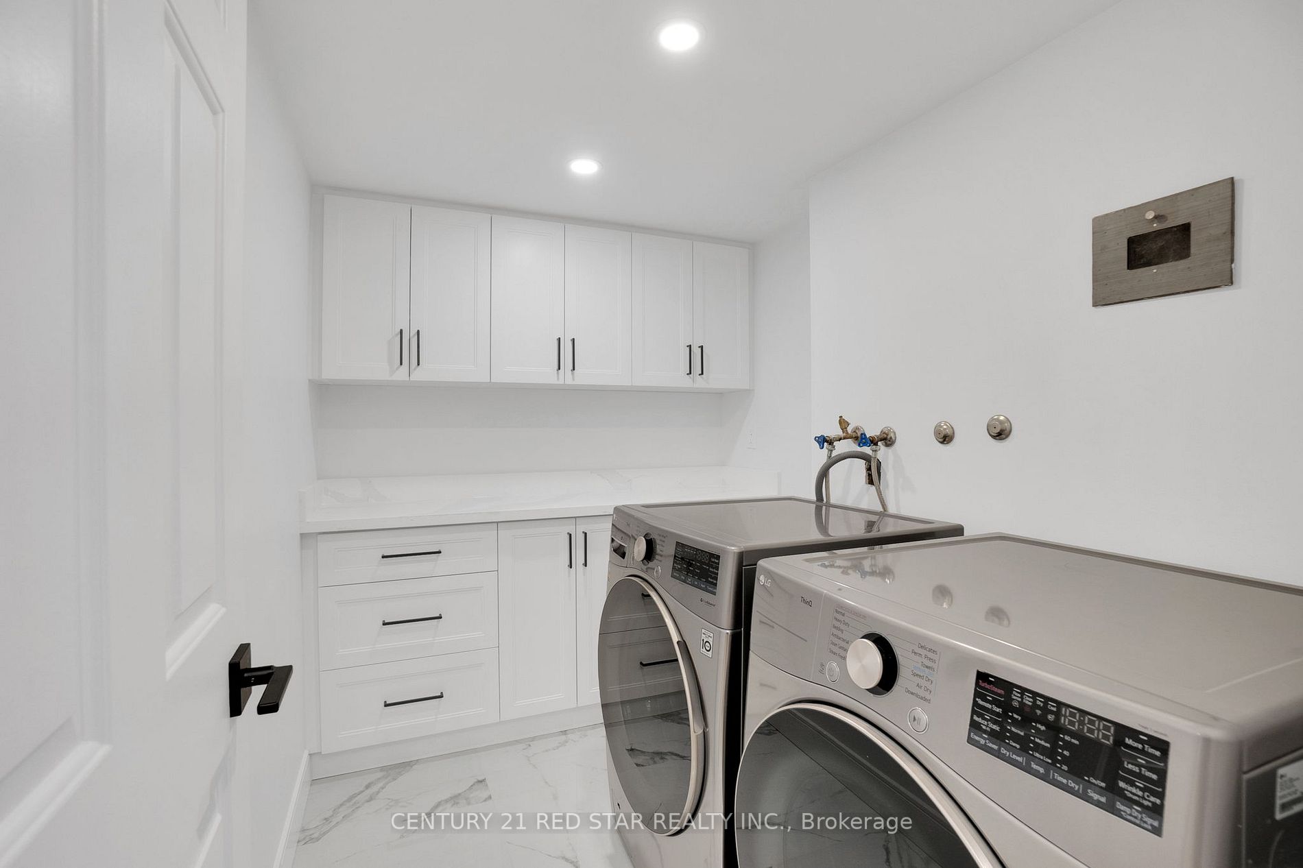 5444 Yonge St, #2101