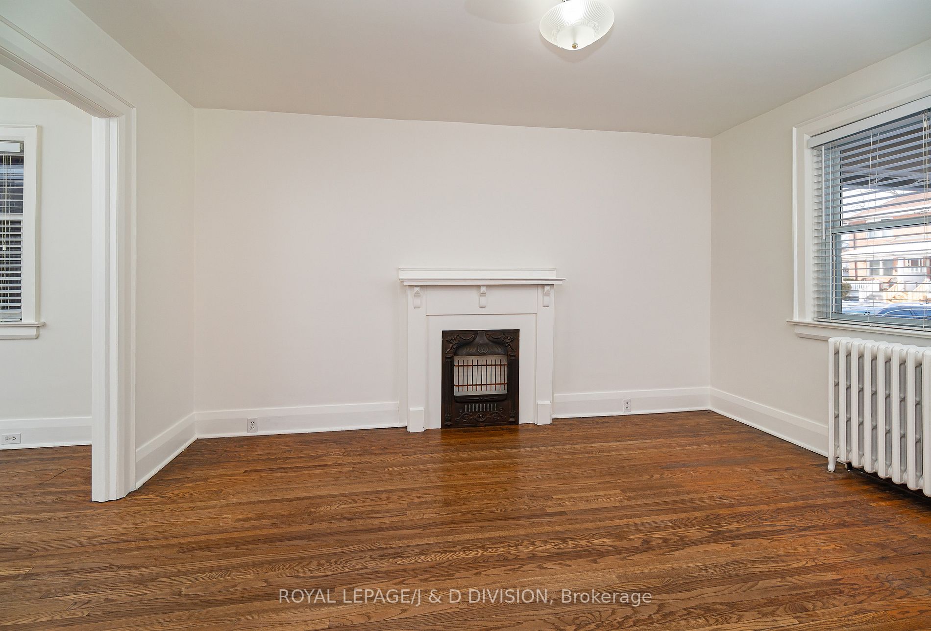89 Douglas Ave