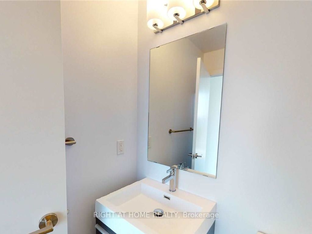 Listing C7000510 - Large Photo # 17