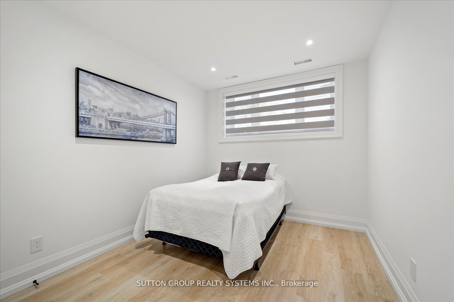 Listing C7000640 - Large Photo # 29