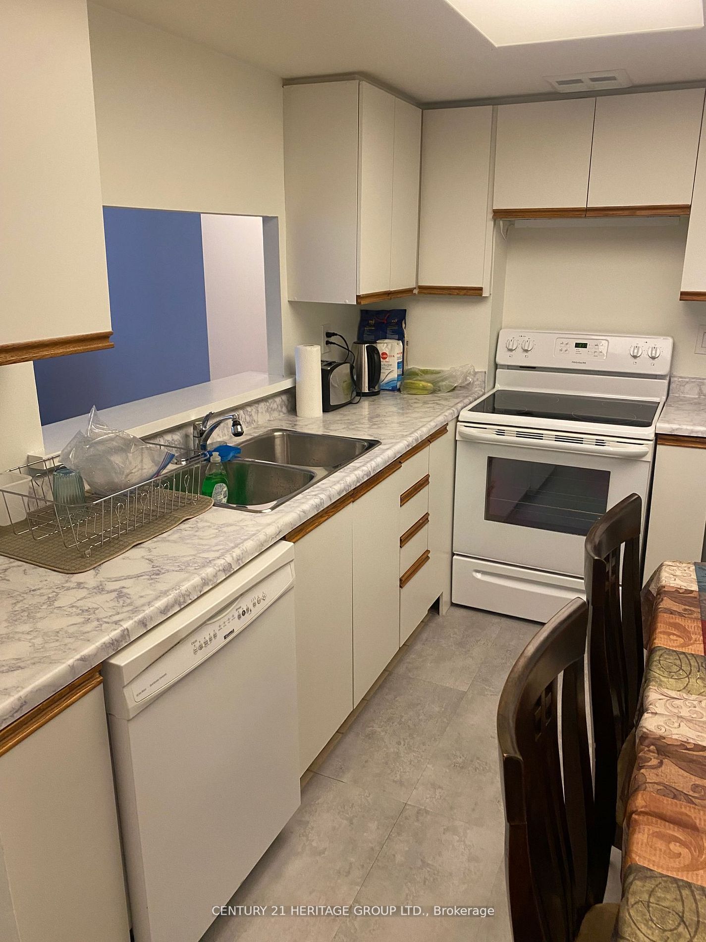 Listing C7000668 - Large Photo # 9