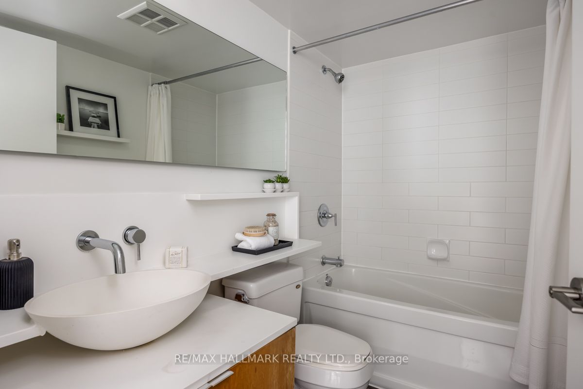 15 Fort York Blvd, #4101
