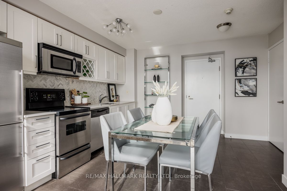 15 Fort York Blvd, #4101