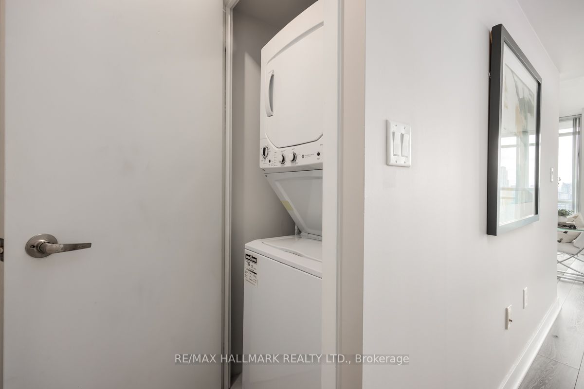 15 Fort York Blvd, #4101