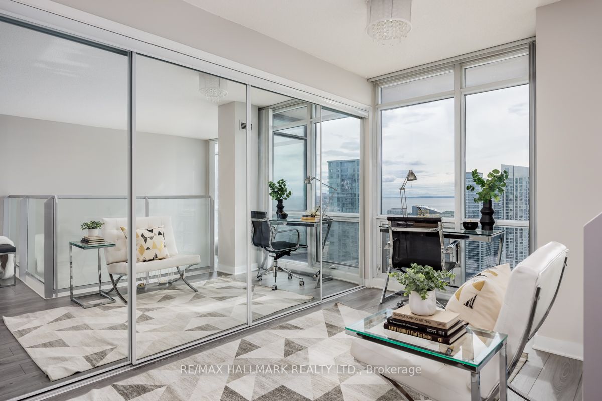 15 Fort York Blvd, #4101