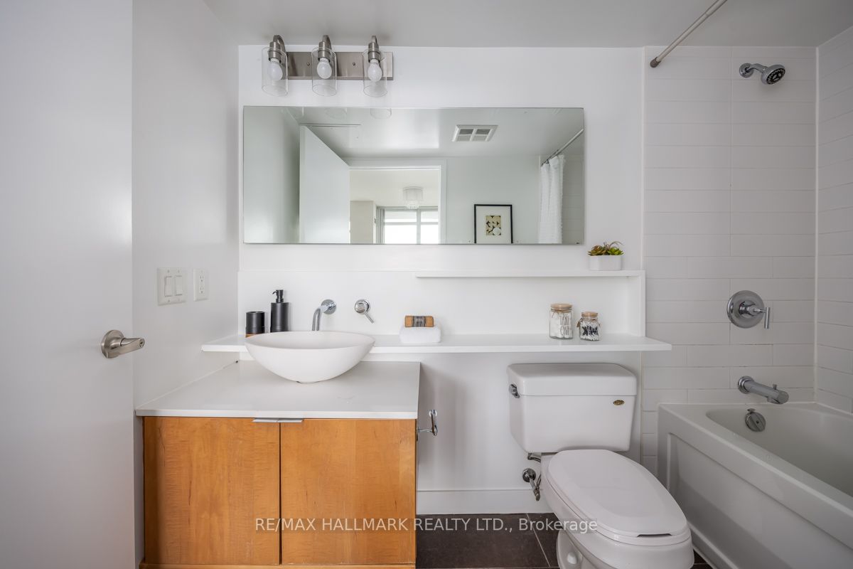 15 Fort York Blvd, #4101