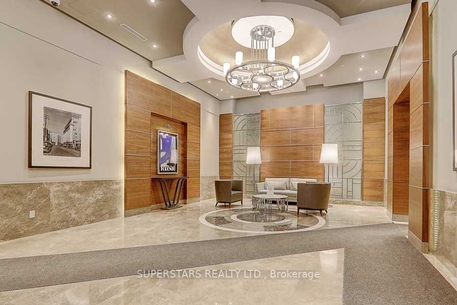 763 Bay St, #2402