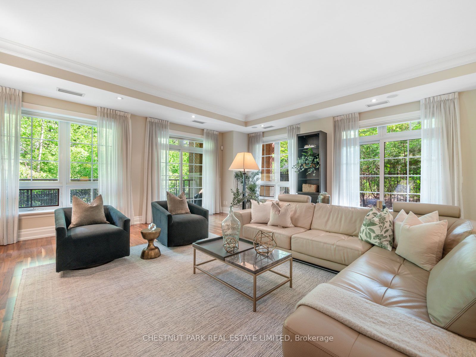 20 Burkebrook Pl, #118
