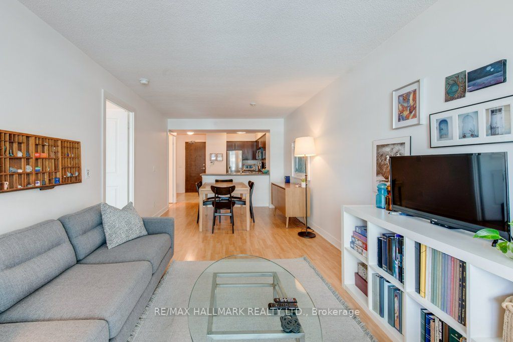 50 Lynn Williams St, #1212