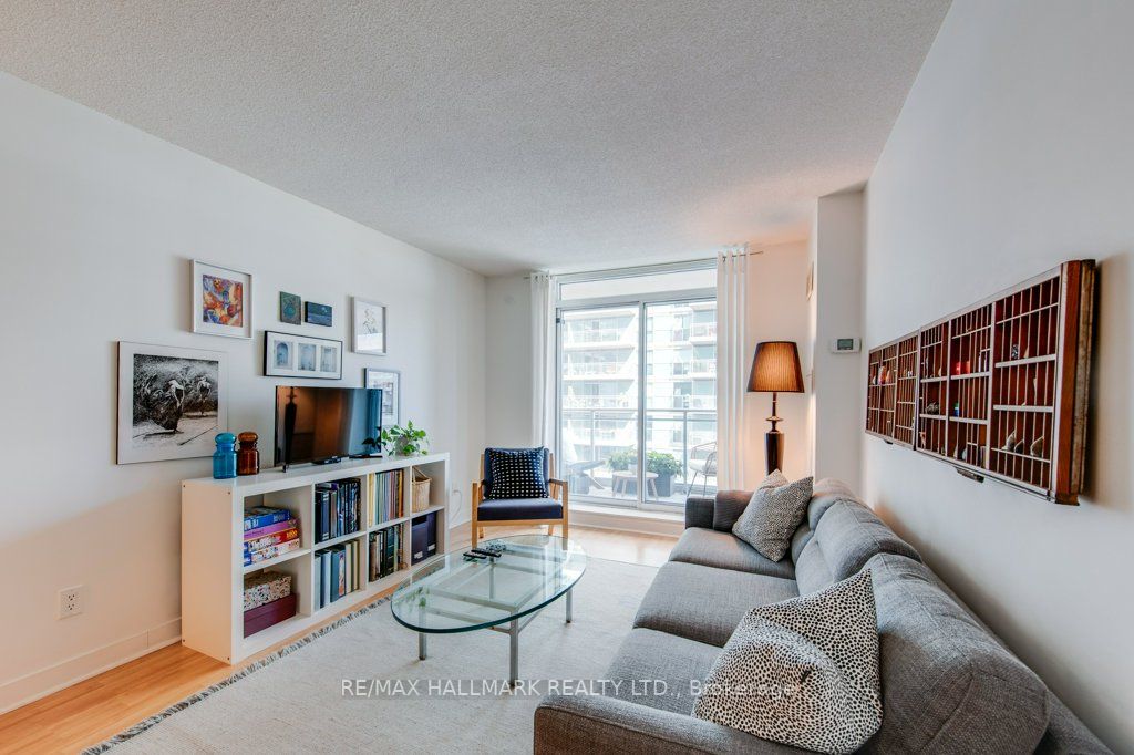 50 Lynn Williams St, #1212