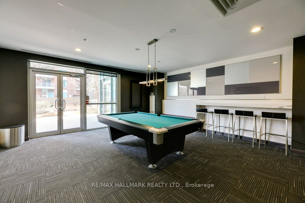 50 Lynn Williams St, #1212