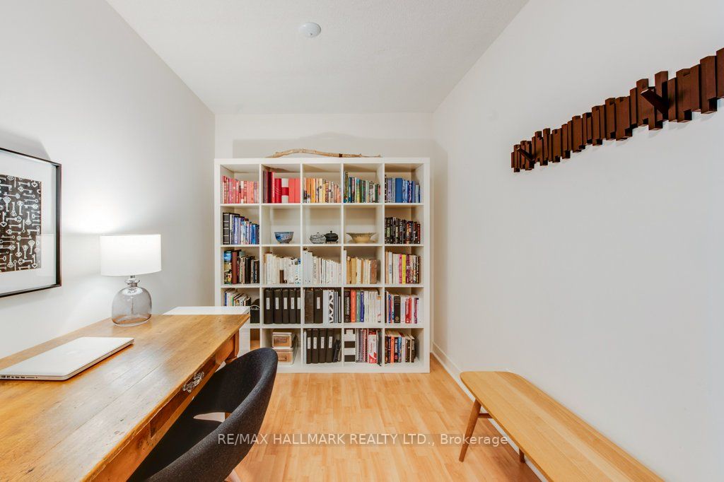 50 Lynn Williams St, #1212