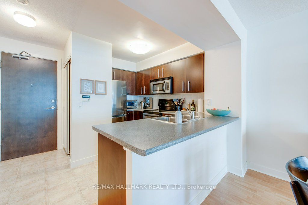 50 Lynn Williams St, #1212