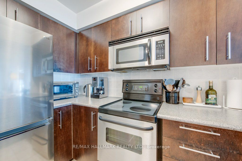 50 Lynn Williams St, #1212