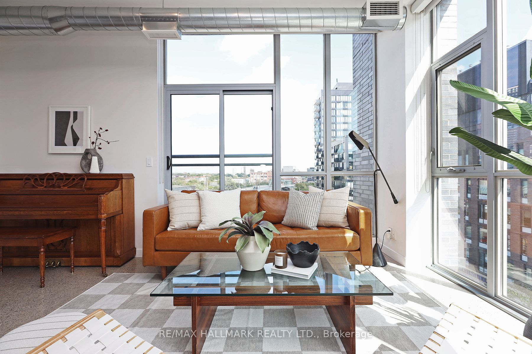 510 King St E, #523