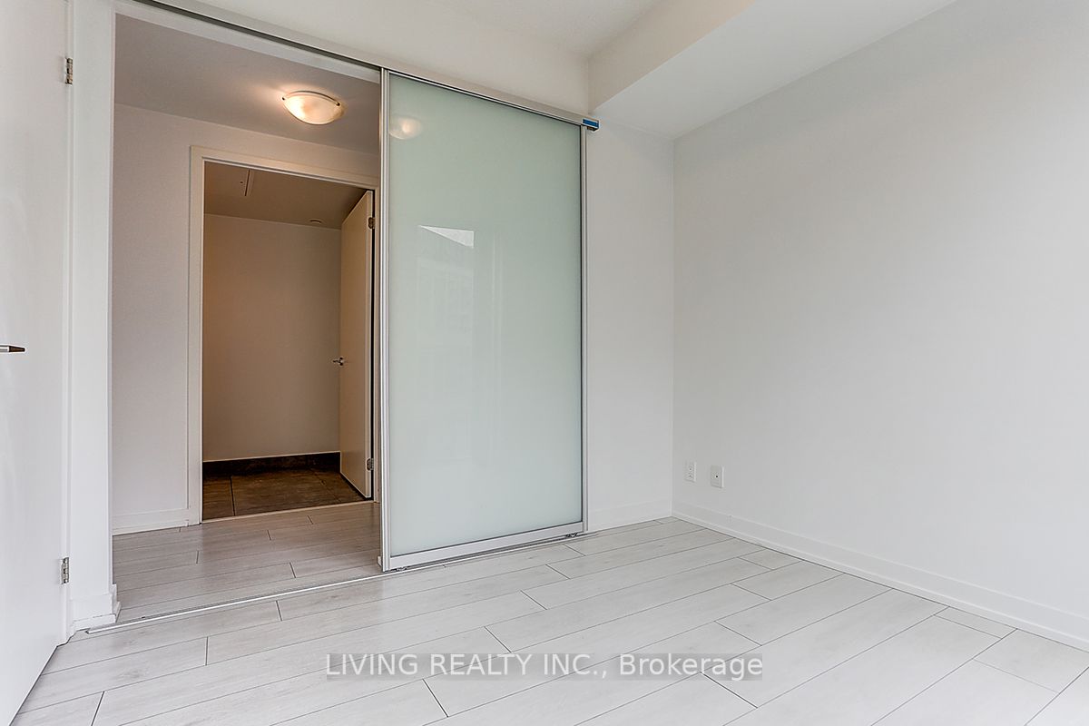 60 Shuter St, #3002
