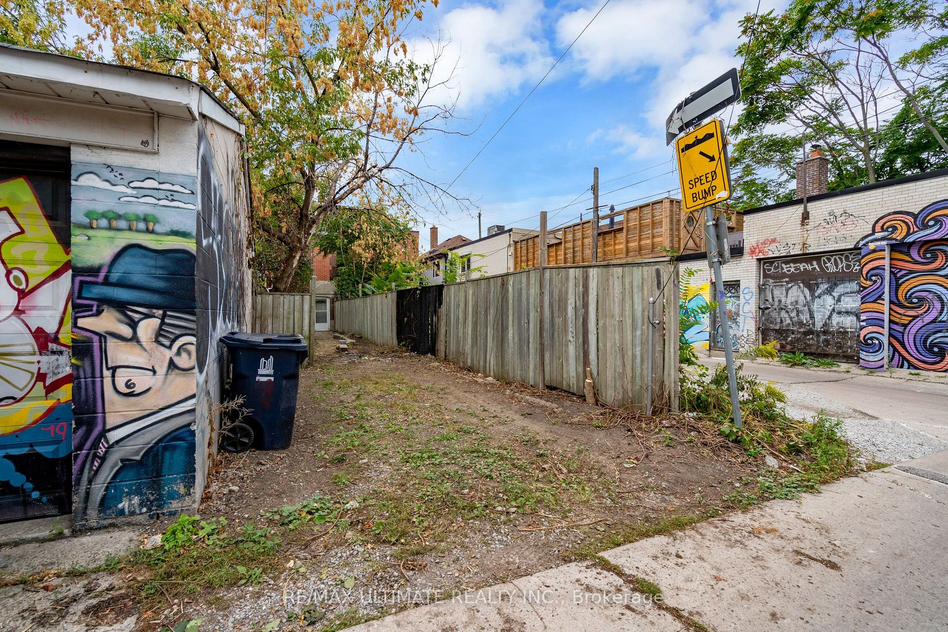 Listing C7001408 - Large Photo # 40
