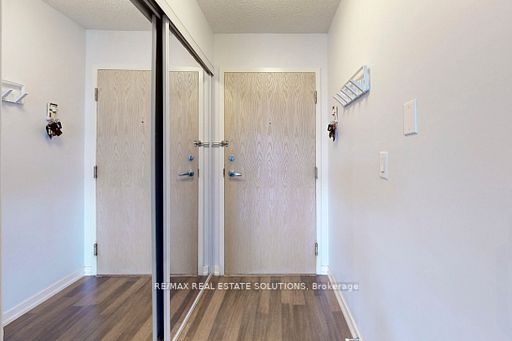 38 Joe Shuster Way, #611