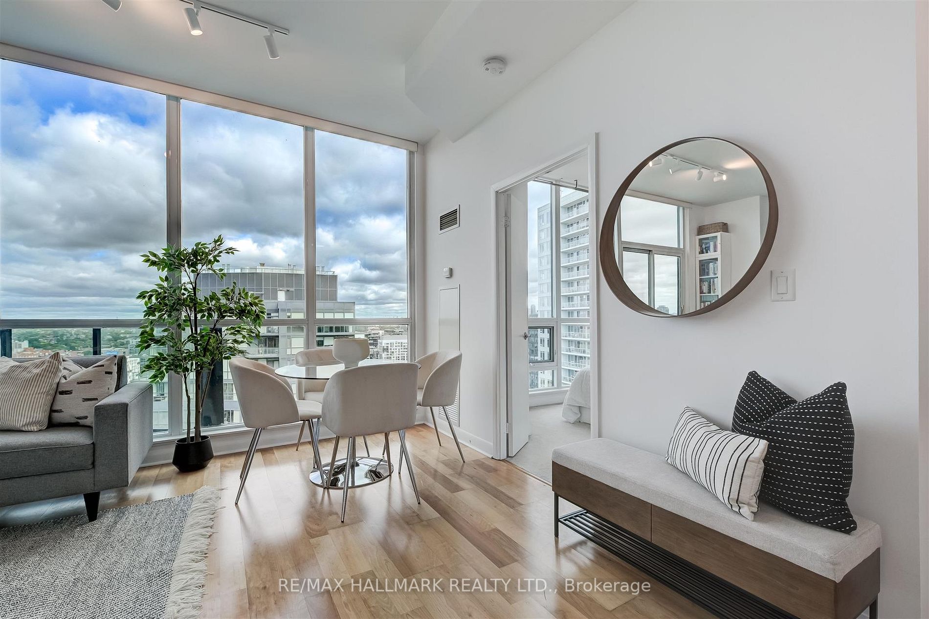600 Fleet St, #Ph01