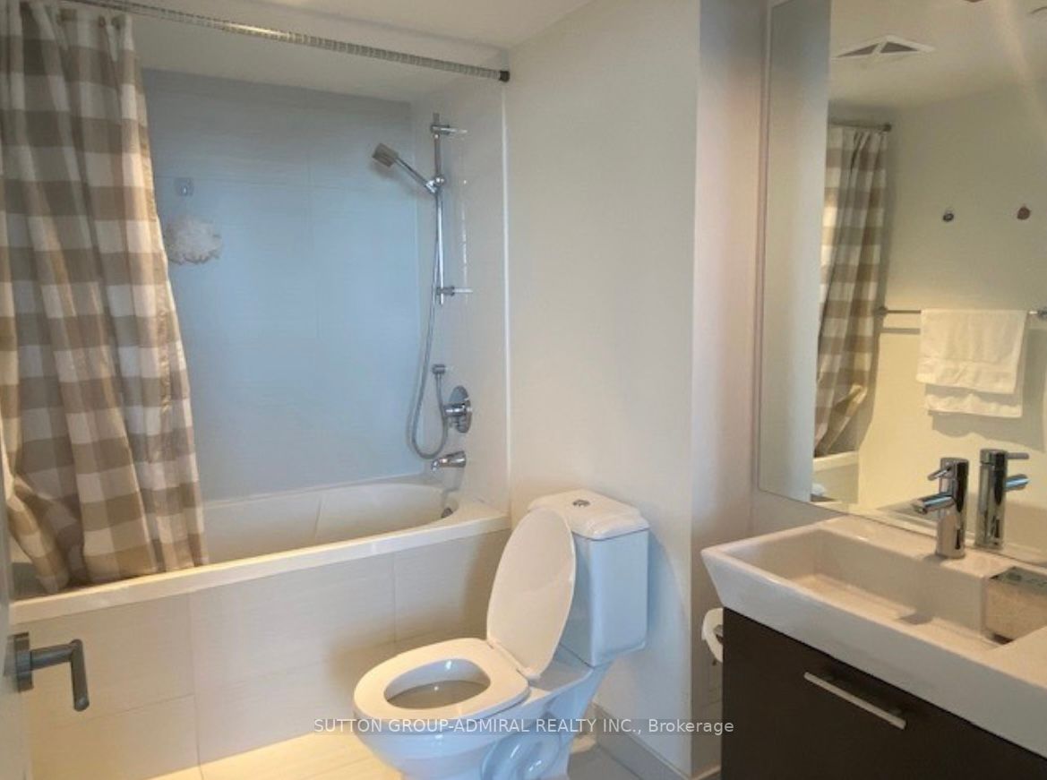 386 Yonge St, #5401