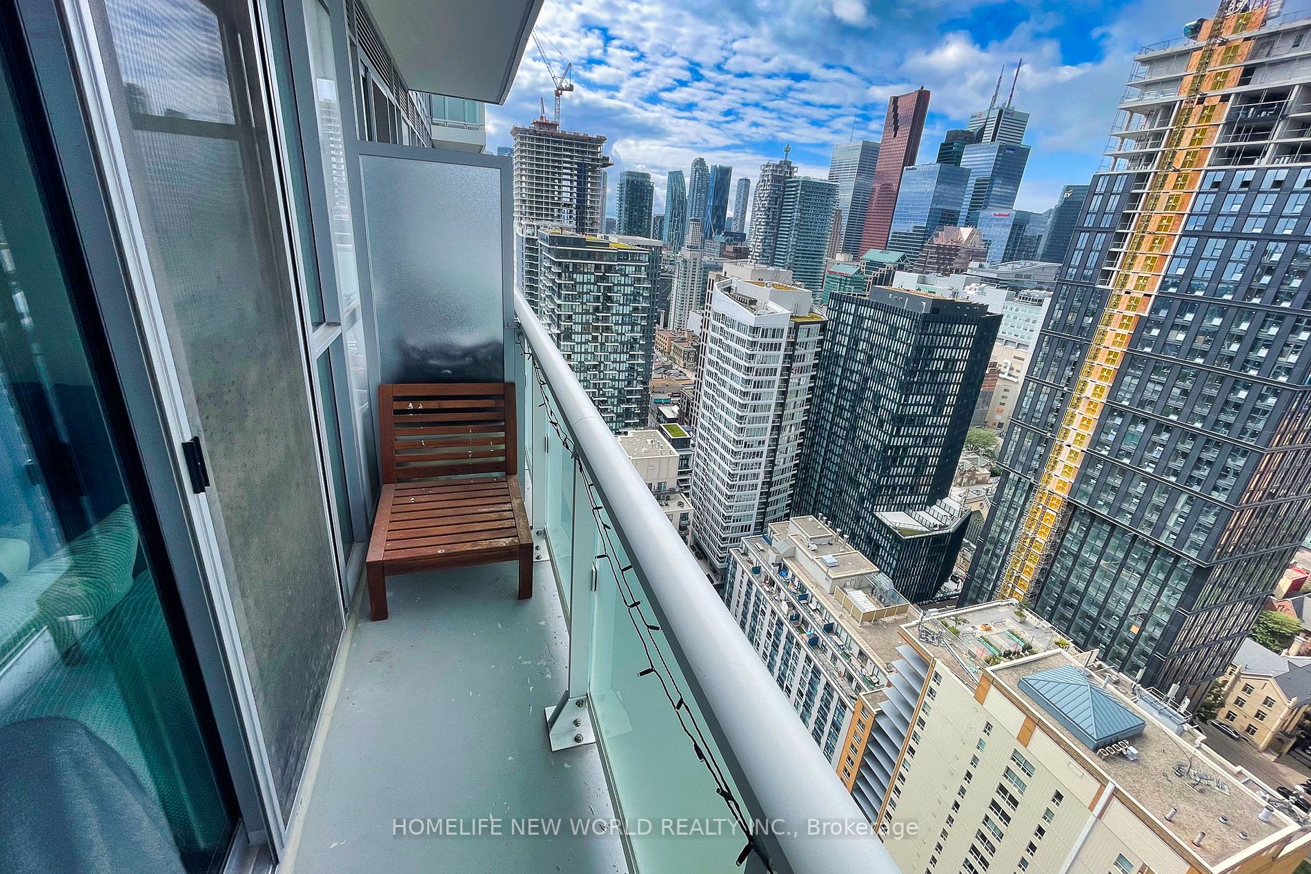77 Mutual St, #3407