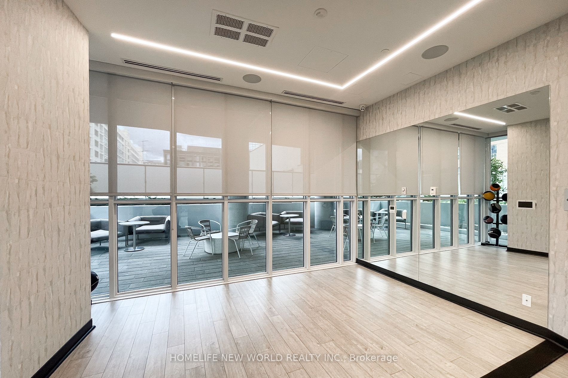 77 Mutual St, #3407