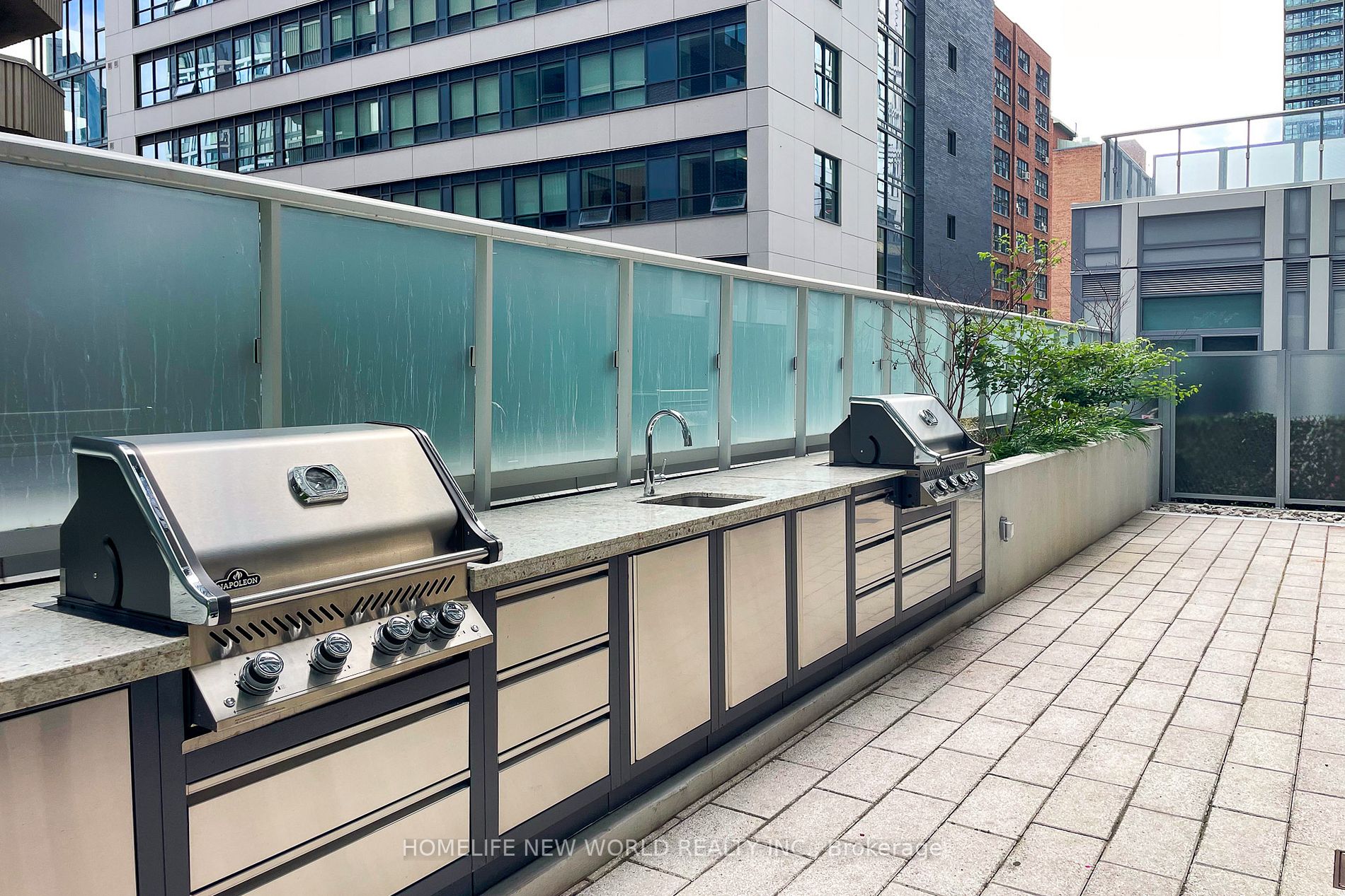 77 Mutual St, #3407