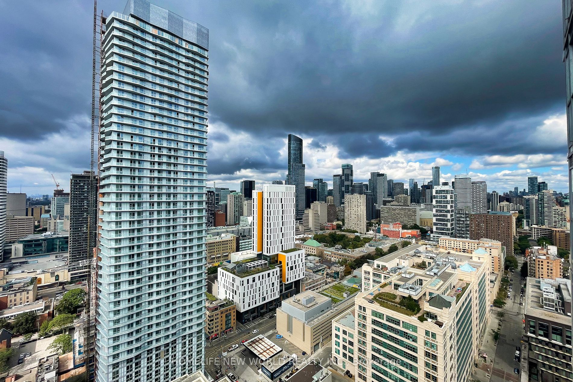 77 Mutual St, #3407