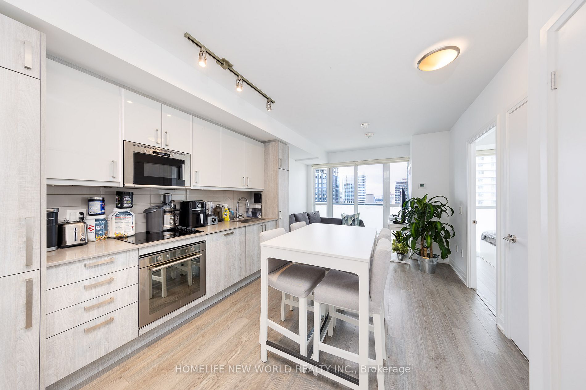 77 Mutual St, #3407