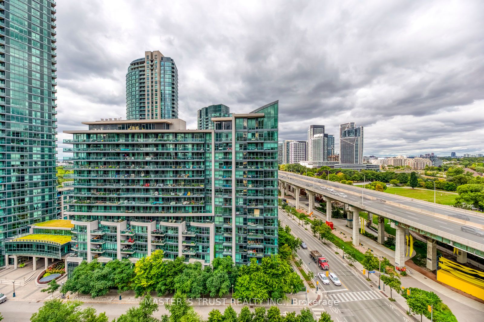 35 Bastion St, #1816