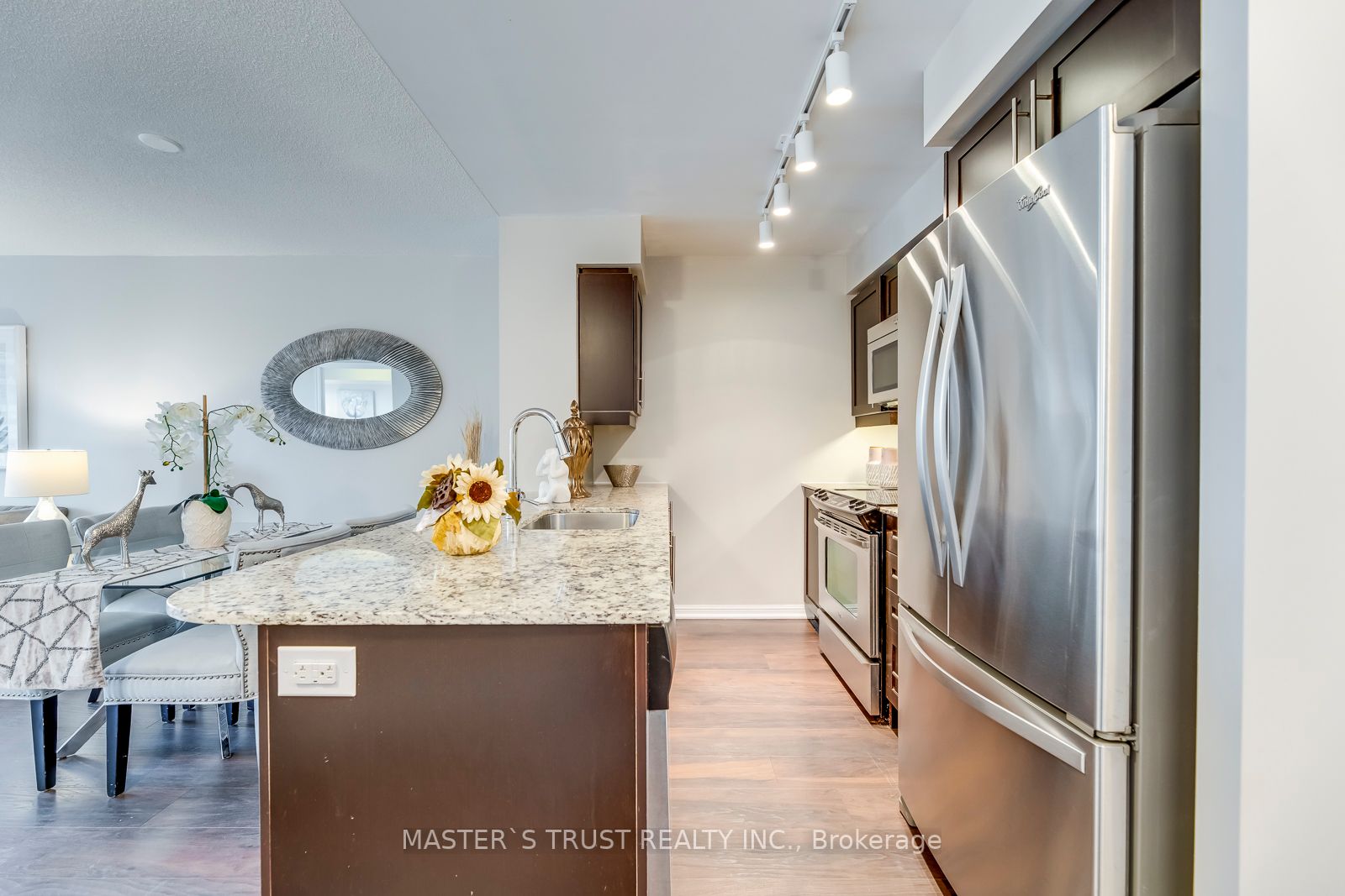 35 Bastion St, #1816