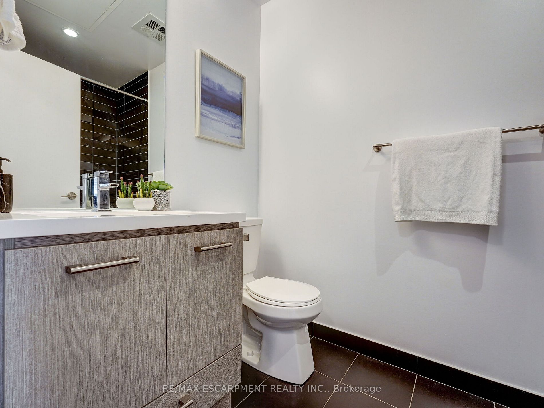 87 Peter St, #4412