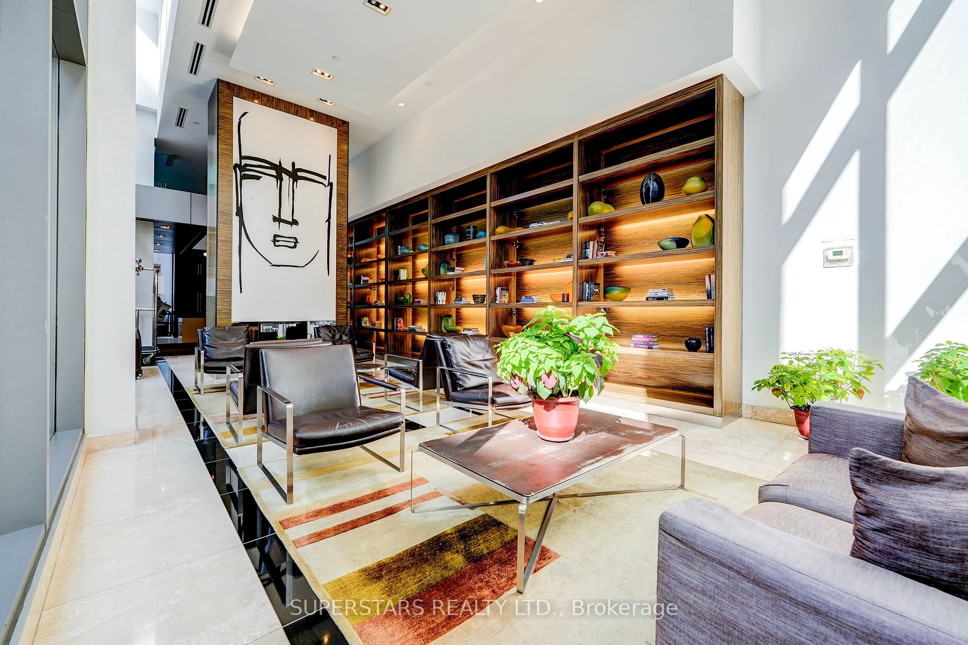 38 Grenville St, #3806