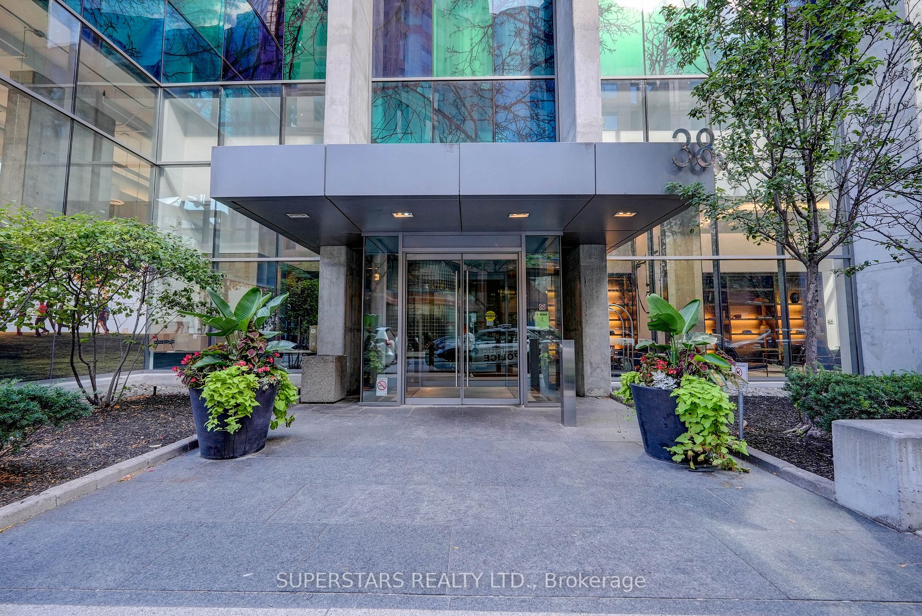 38 Grenville St, #3806