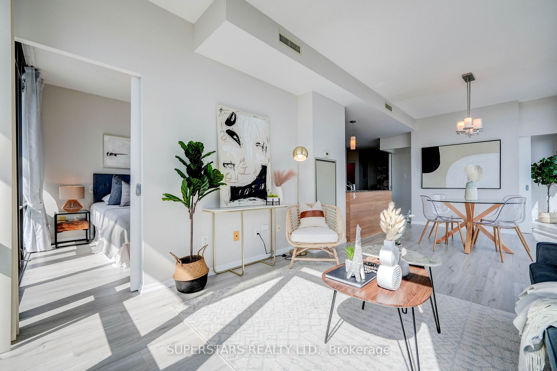 38 Grenville St, #3806