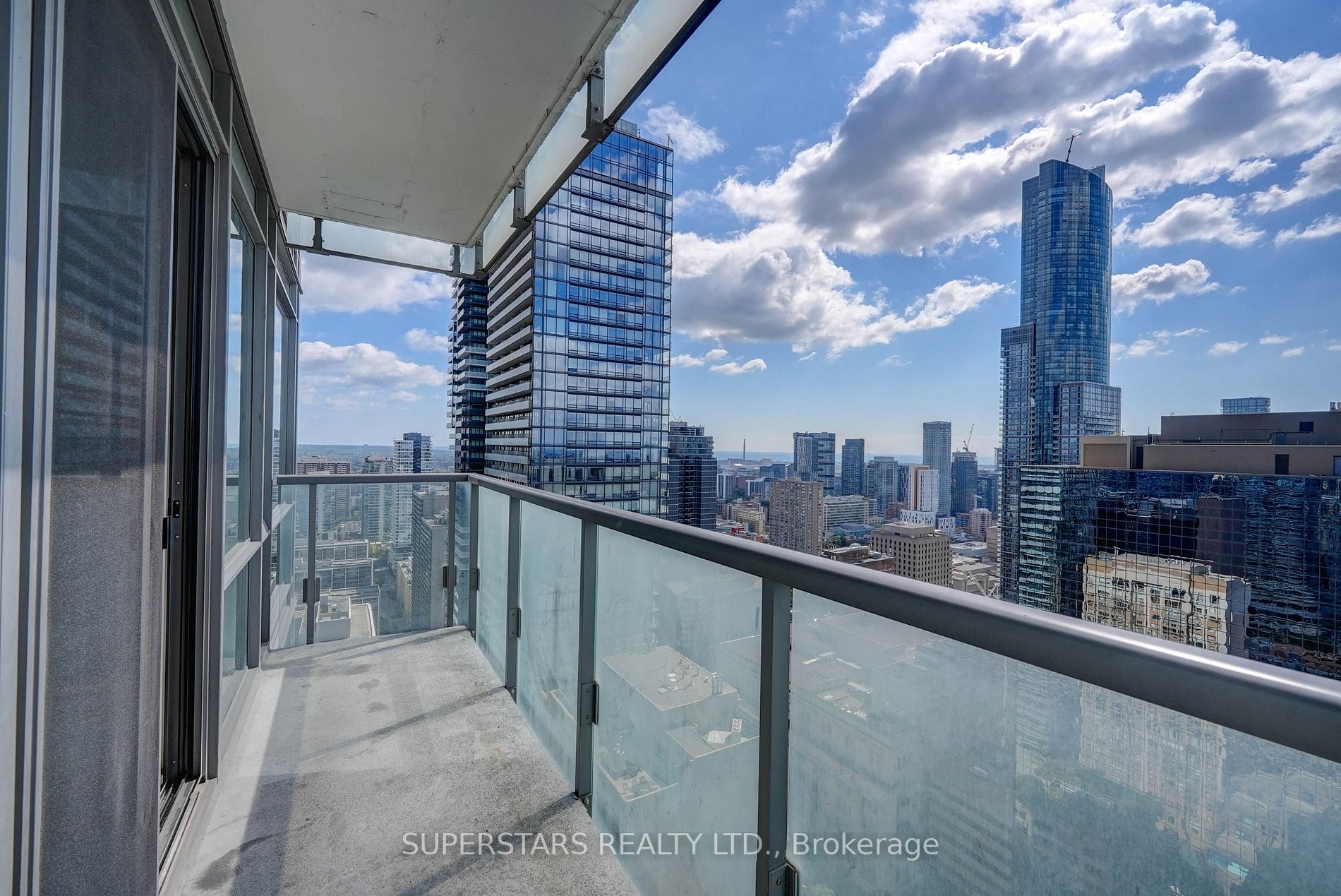 38 Grenville St, #3806