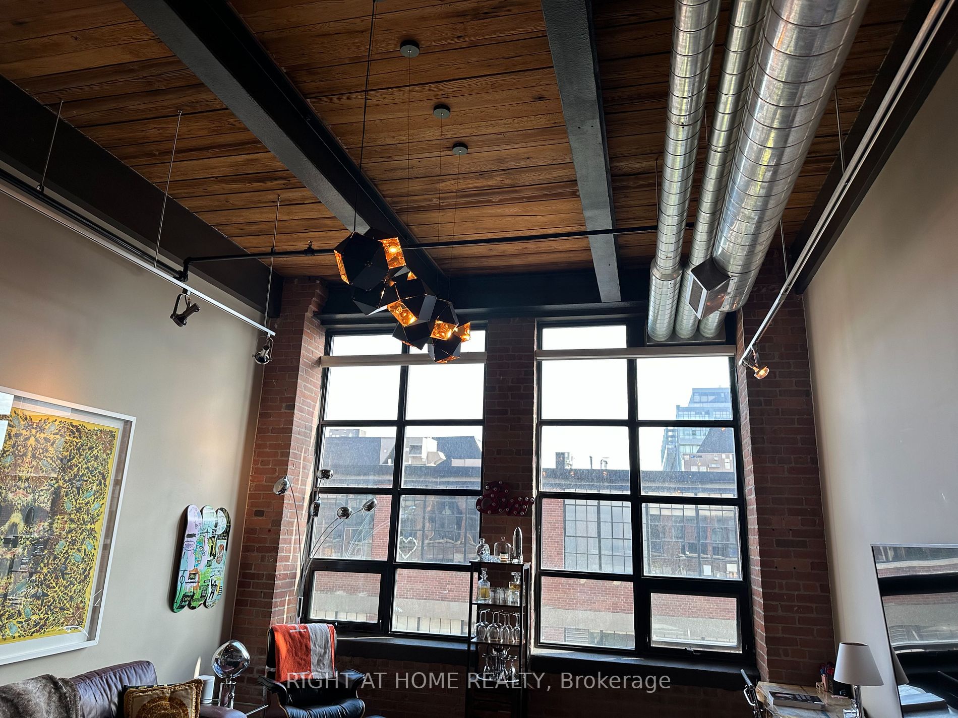 43 Hanna Ave, #317