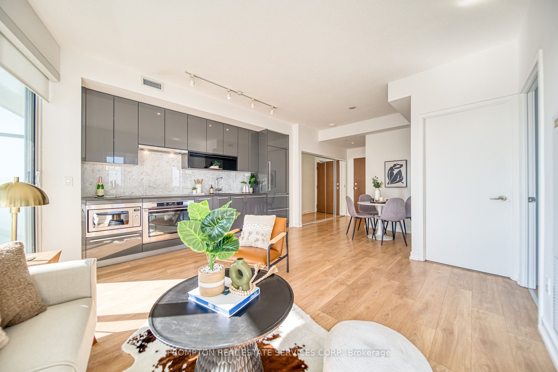115 Mcmahon Dr, #2505