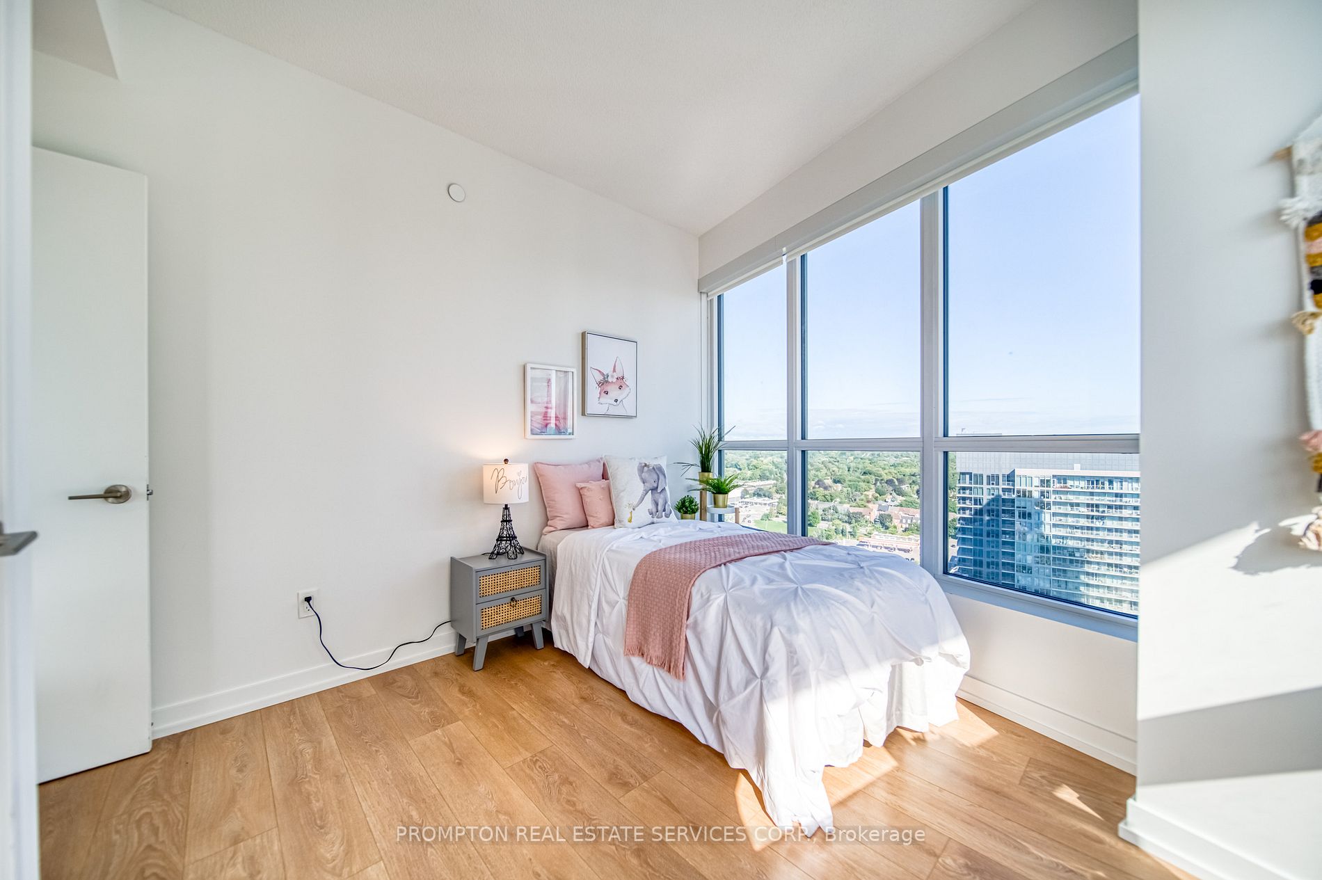 115 Mcmahon Dr, #2505
